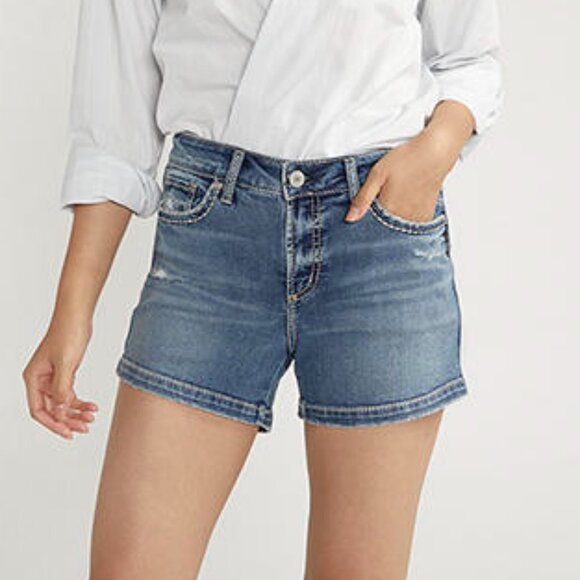 NWT Silver Jeans Mid Rise Elyse Short In Medium Indigo Wash - Picture 2 of 5